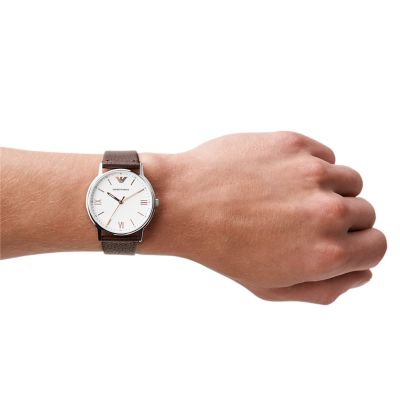 Introducir 81+ imagen emporio armani men’s three-hand brown leather watch
