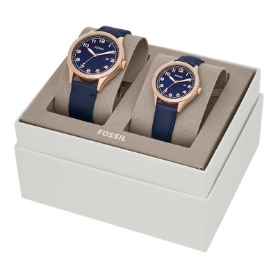 Couple Watch from Fossil brand with a blue color leather band, rose-gold color stainless steel case is the most wonderful anniversary gift