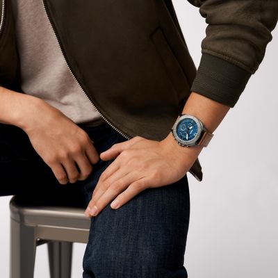 Fossil watch boxing store day sale