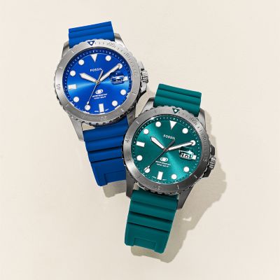 Reloj Fossil Blue Dive de acero inoxidable con tres agujas y fecha