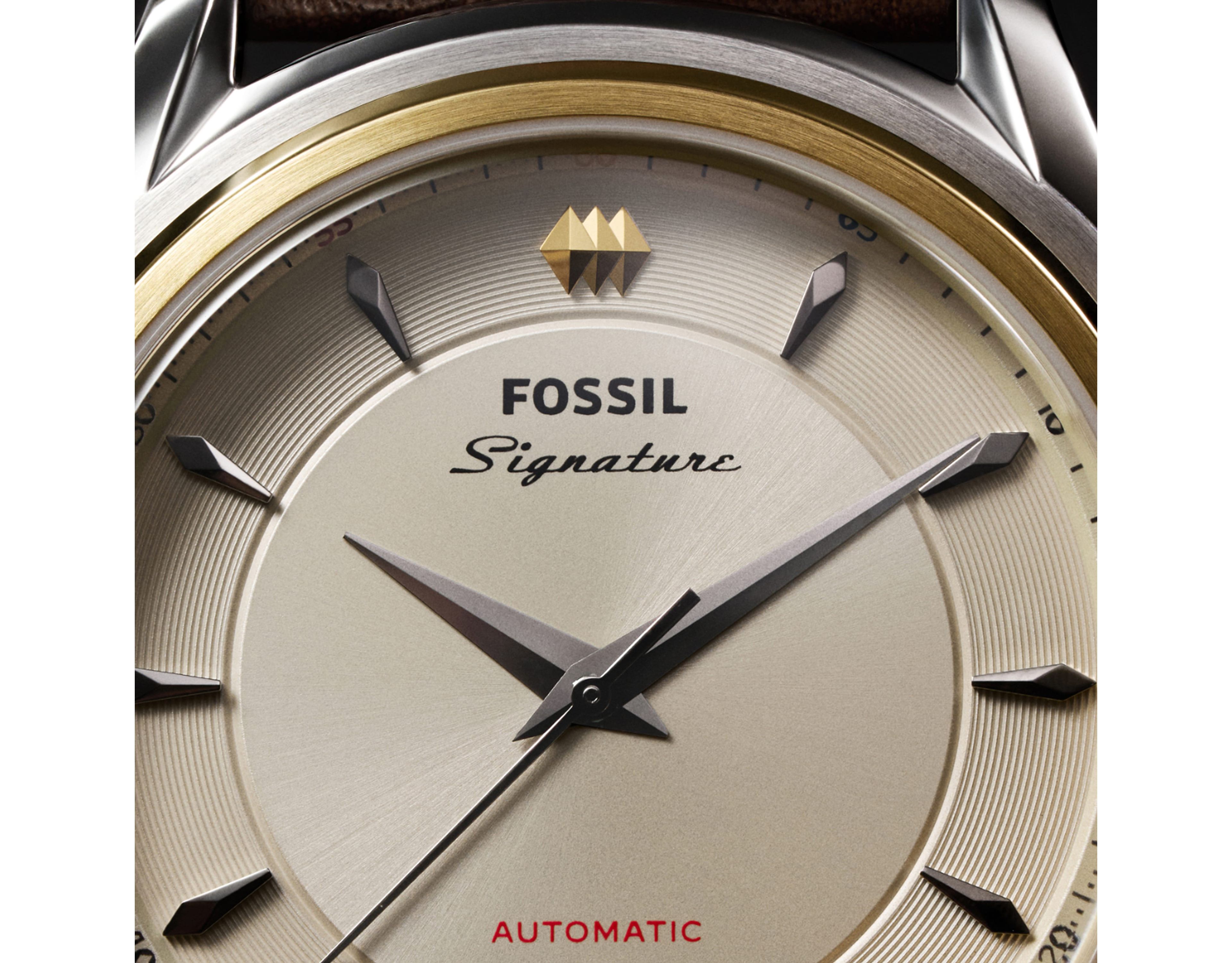 Signature CS-1 38mm Three-Hand Date Automatic Leather Watch