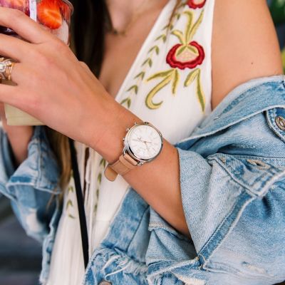 Fossil women hybrid discount watch