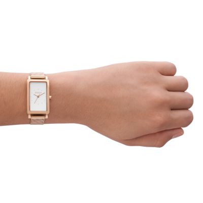 Rectangle Watch in Rose Gold With a Mesh Strap Classic 