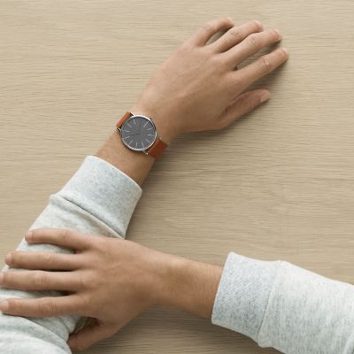 SKAGEN SIGNATUR SLIM チタン＆コニャックレザーウォッチ-siegfried.com.ec