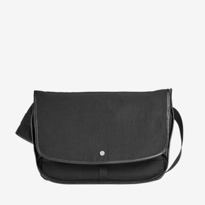 skagen mikael courier bag