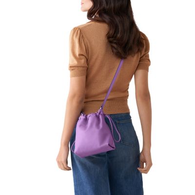 It's Time We Embrace The Crossbody Bag — reyalfashion